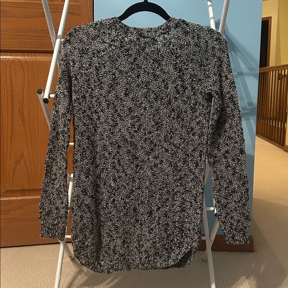 SO Black and White Knit Sweater - Picture 3 of 3